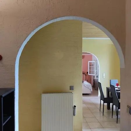 Casa Dei Fiori Feriehus Sarakinádhon