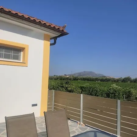Casa Dei Fiori Feriehus Sarakinádhon
